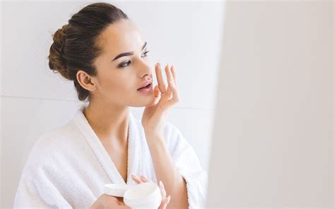 7 Cara Merawat Kulit Agar Sehat dan Berkilau dalam 30 Hari, Coba Sekarang!
