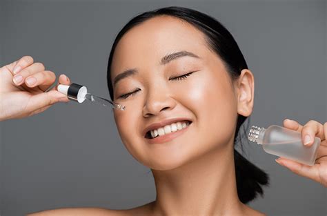 7 Rahasia Wajah Glowing Pria yang Bikin Pangling!
