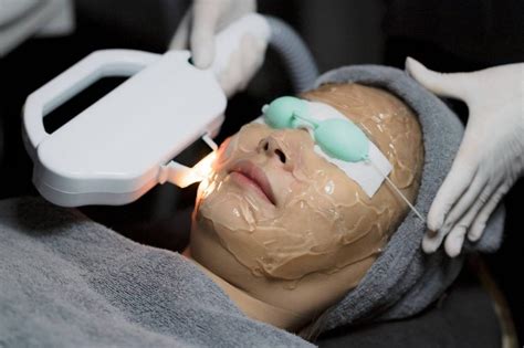 7 Treatment Laser Wajah Murah Meriah: Wajah Glowing Mulai dari Rp50 Ribu! 7 Treatment Laser Wajah Murah Meriah: Wajah Glowing Mulai dari Rp50 Ribu!