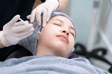 5 Hal Wajib Dilakukan Setelah Skin Booster Supaya Glowing Maksimal! 5 Hal Wajib Dilakukan Setelah Skin Booster Supaya Glowing Maksimal!