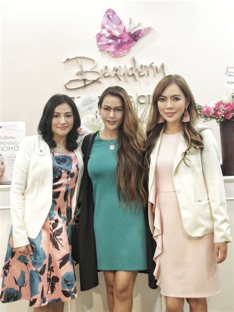 5 Rahasia Ampuh Atasi Pipi Kendur: Bye-bye Wajah Tua! 5 Rahasia Ampuh Atasi Pipi Kendur: Bye-bye Wajah Tua!