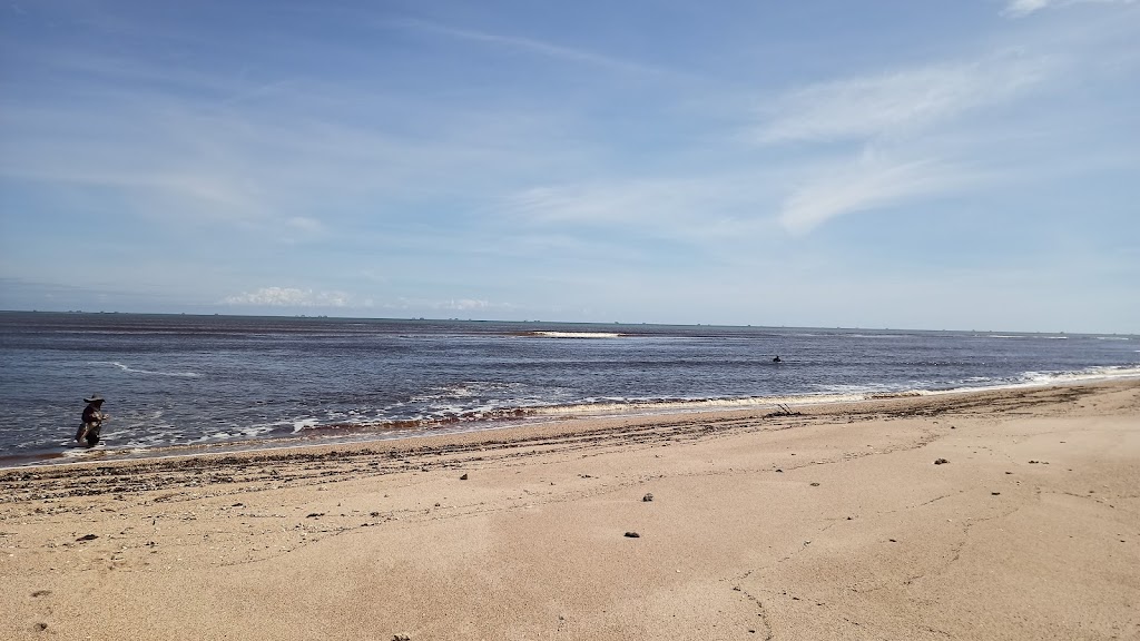 Pesona Pantai Cemara Mangkupadi: Surga Tersembunyi di Kalimantan Utara Pesona Pantai Cemara Mangkupadi: Surga Tersembunyi di Kalimantan Utara