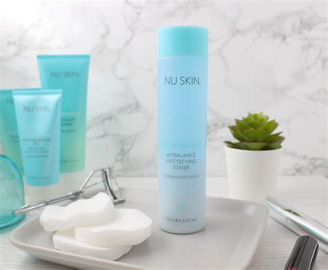 5 Skincare Tips untuk Kulit Normal-Berminyak: Bye Bye, Gleaming! 🤯 5 Skincare Tips untuk Kulit Normal-Berminyak: Bye Bye, Gleaming! 🤯